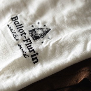 Embroidered Organic Linen T-shirt - Ecru 2